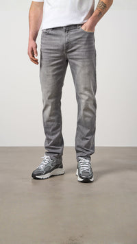 Straight Leg Denim Jeans Grey